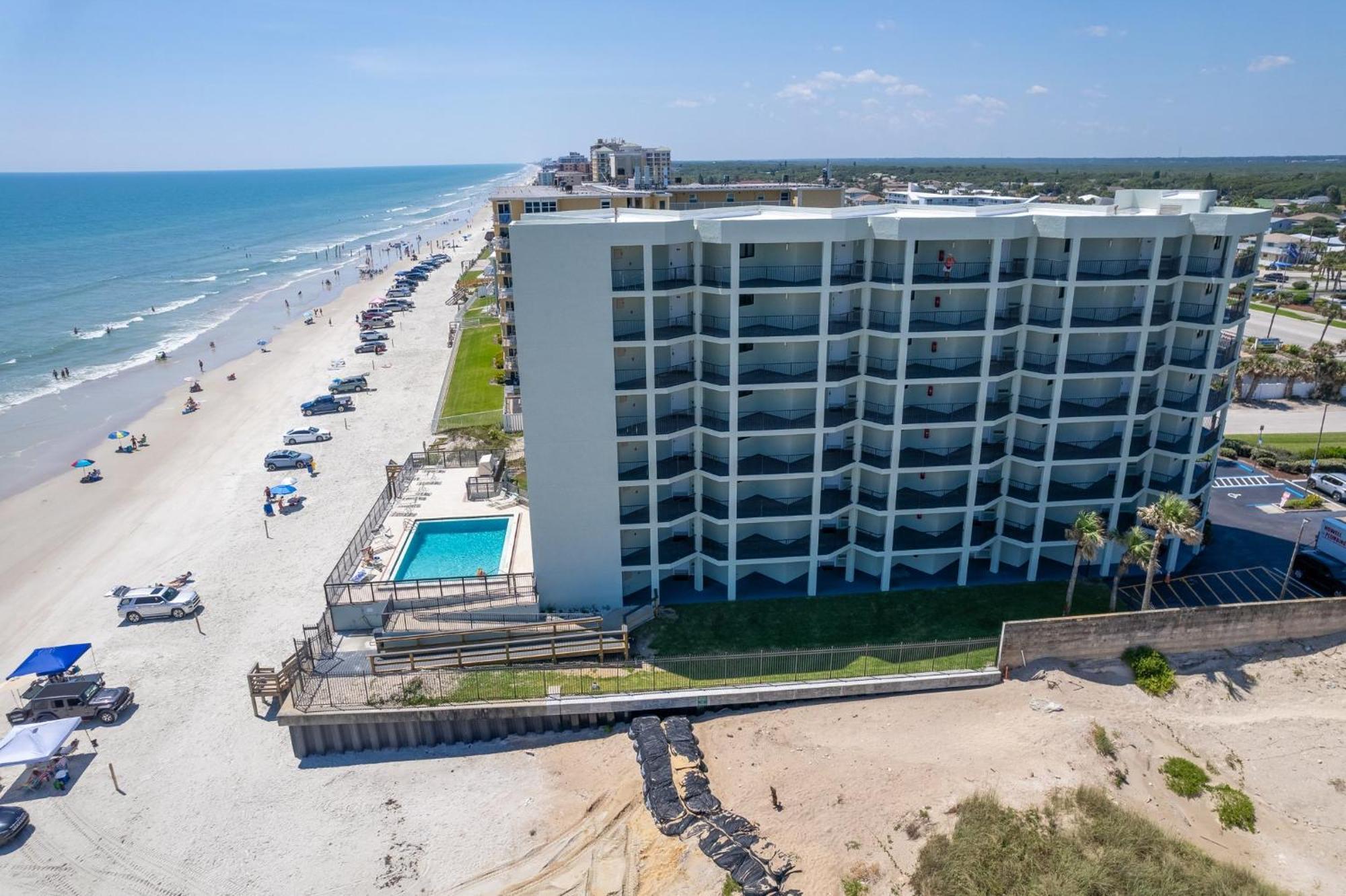 Ocean View With A Beachfront Pool At Ocean Trillium Condo ~ 702 New Smyrna Beach Exteriör bild